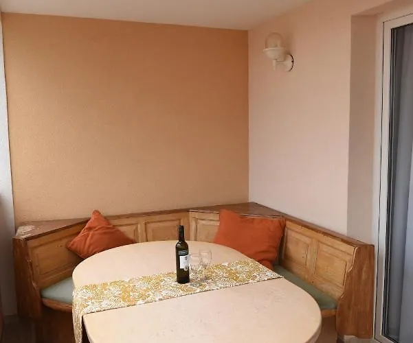 Family Friendly With A Swimming Pool - 20197 Апартаменты Вир