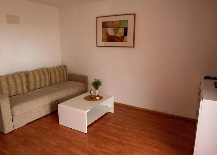 Apartment Family Friendly With A Swimming Pool - 20197 Vir
